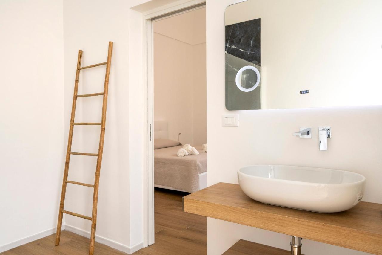 Casa Del Barone - Luxury Suites Монополі Екстер'єр фото